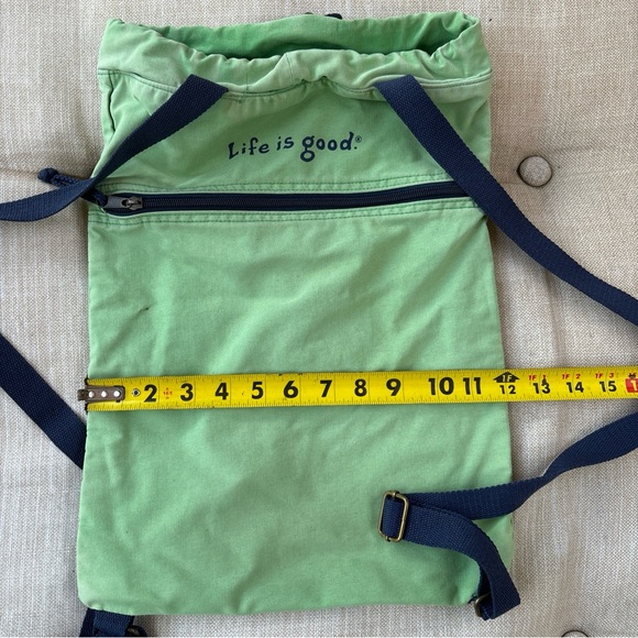 Green string bag . Life is good. - Picture 4 of 7